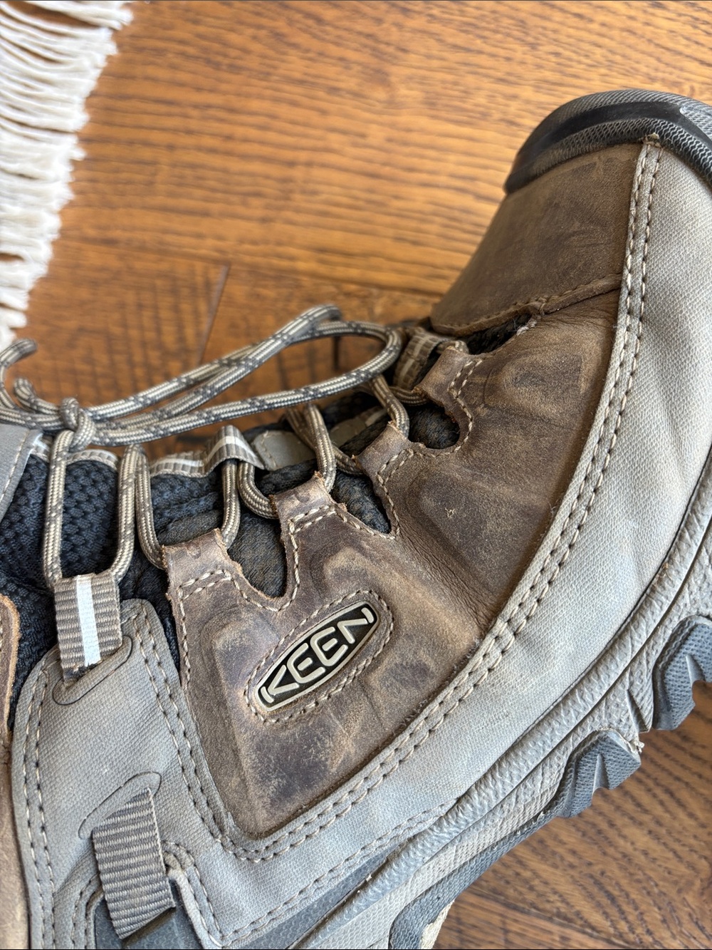 Keen Targhee Mid Leather Waterproof Hiking Boot - Size 10.5 - Picture 5 of 8